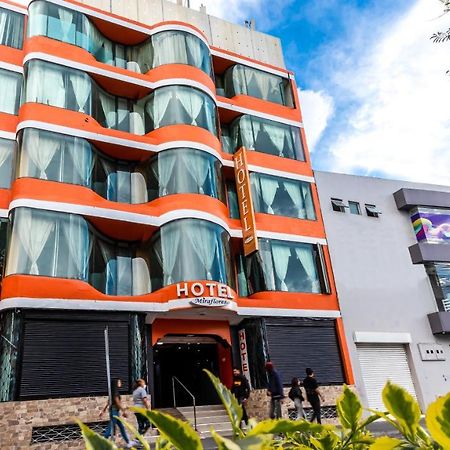 Hotel Miraflores Ibarra Exterior foto